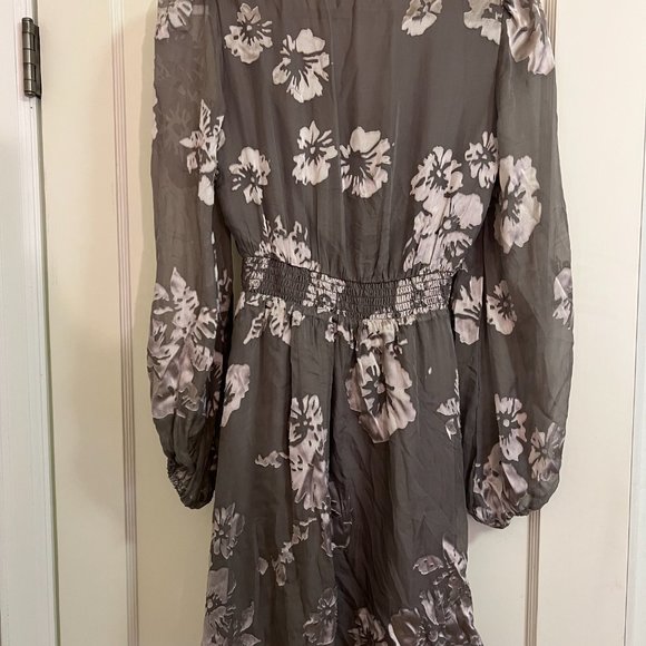 ASTR the Label | Floral Silk Blend Sheer Sleeve Mini, Size Small - Picture 6 of 6